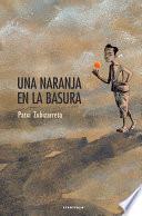 Una Naranja En La Basura